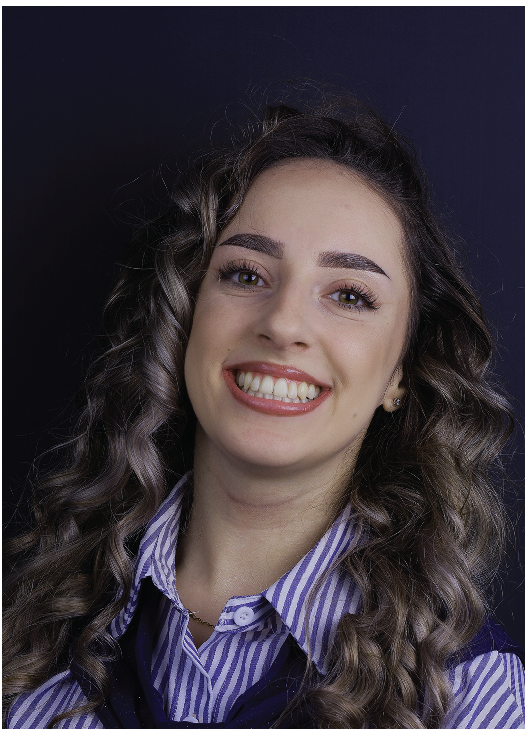 Portret pacienta dupa tratament ortodontic complet si reabilitare estetica la Orto Clinic Tas Razvan