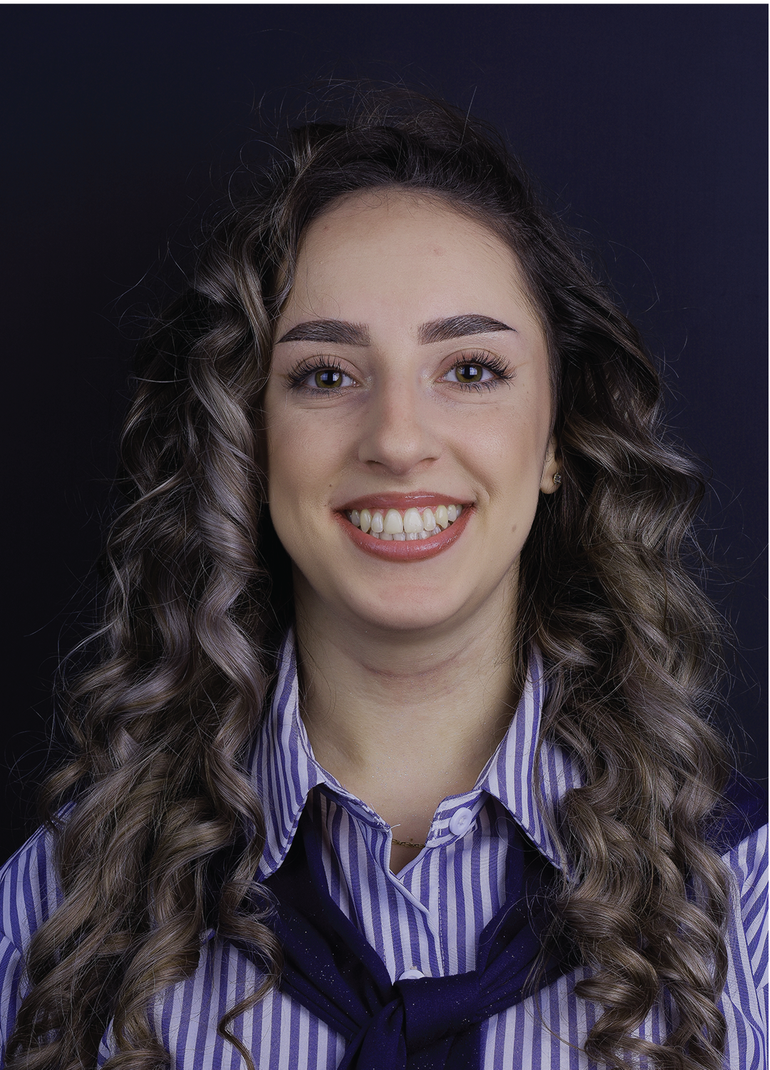 Portret pacienta dupa tratament ortodontic complet si reabilitare estetica la Orto Clinic Tas Razvan